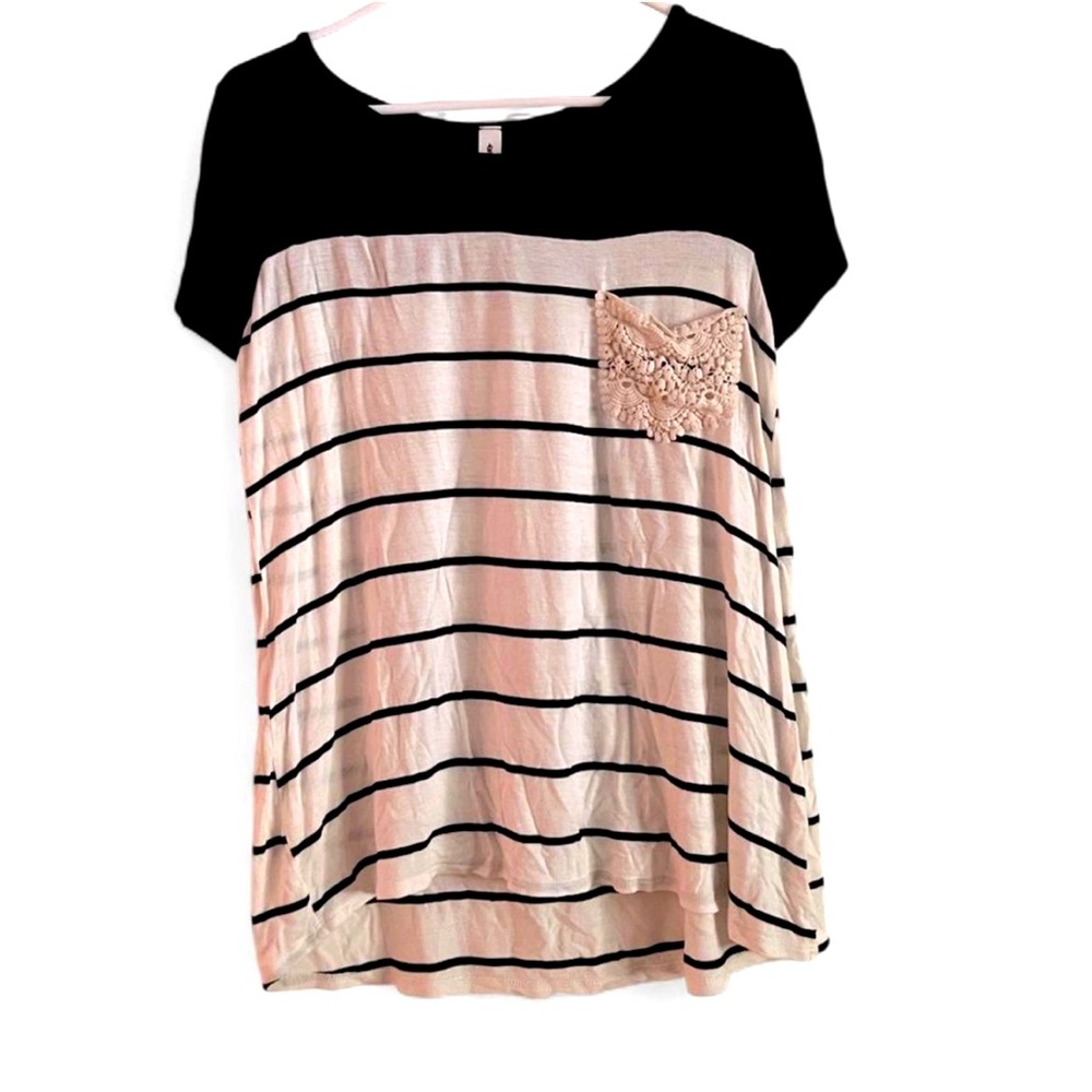 Vanilla bay, lace pocket, striped blouse